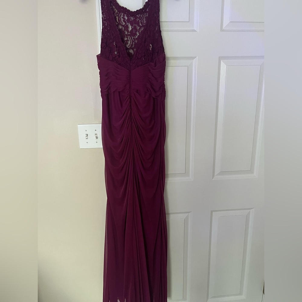 DAVIDS BRIDAL SAGRIA LACE BRIDESMAID/PROM DRESS - Picture 3 of 6
